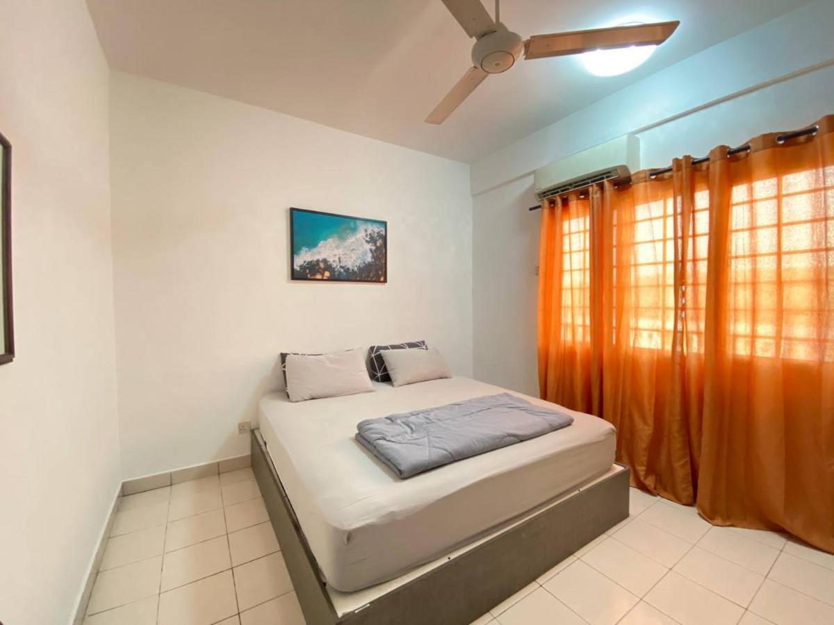 Homestay Juta Mines Seri Kembangan Balakong Serdang Lama 外观 照片